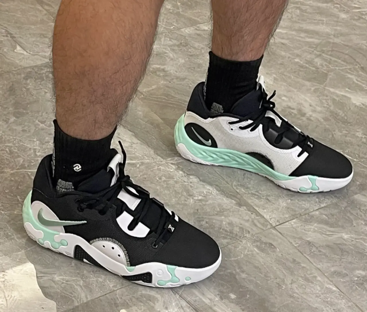 Giay Nike PG 6 'Black Mint Green' DC1974-001