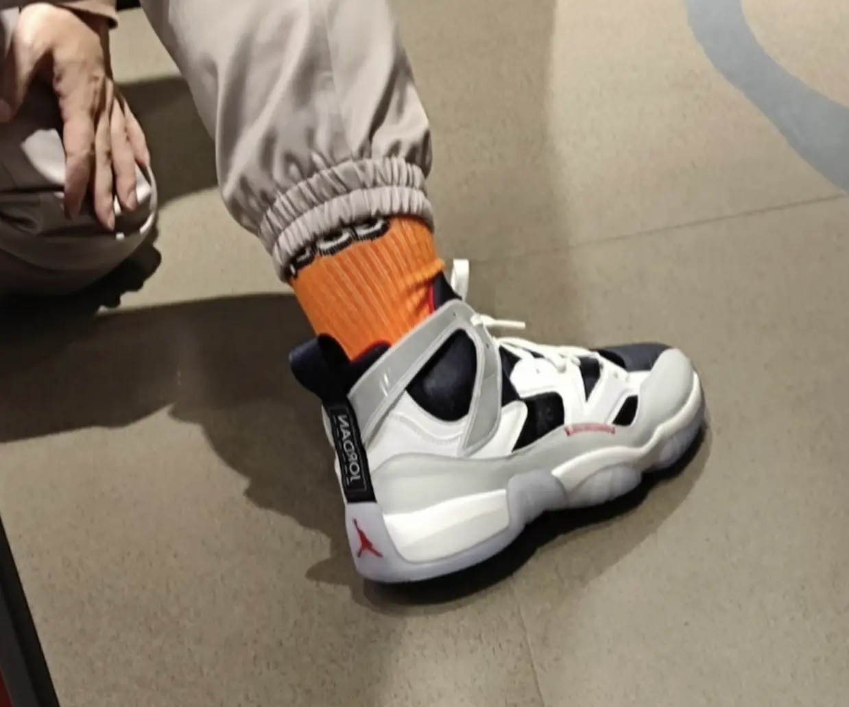 Giay Nike Air Jordan Jumpman Two Trey 'Olympic' DO1925-101