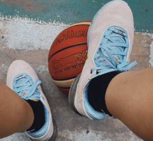 Giay Nike LeBron 20 x UNKNWN 'Guava Ice' DV9090-801