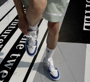 Giay Nike Air Jordan 1 Low SE 'Philippines' FN8901-164