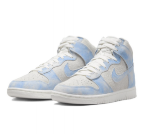 Giay Nike Wmns Dunk High SE 'Clouds' FD0882-400