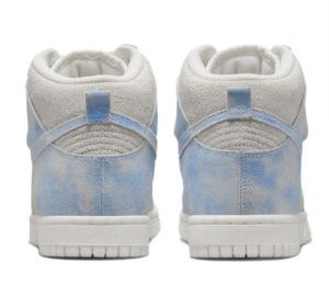 Giay Nike Wmns Dunk High SE 'Clouds' FD0882-400