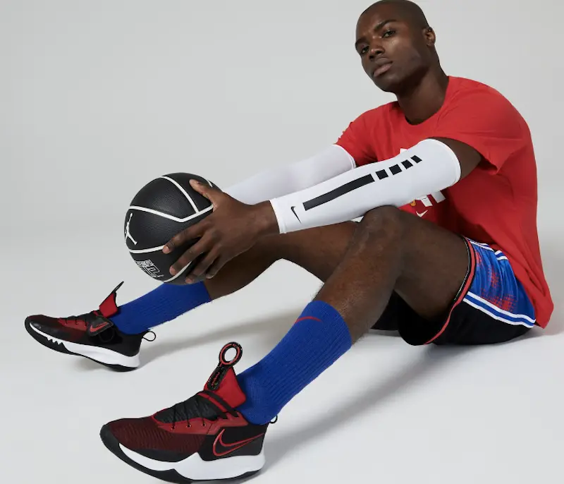 Giay Nike Precision 6 FlyEase 'Bred' DJ7552-002