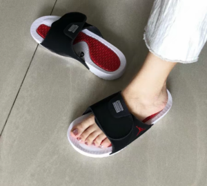 Dep Nike Air Jordan Hydro 11 Retro 'Black Red' AJ0022-006