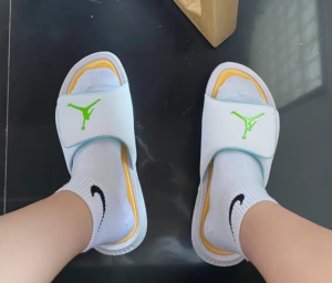 Dep Nike Jordan Hydro 6 'White Yellow' FN3431-131