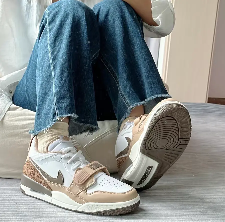 Giay Nike Air Jordan Legacy 312 'Brown Elephant' FQ6859-201