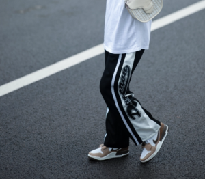 Giay Nike Air Jordan Legacy 312 'Brown Elephant' FQ6859-201