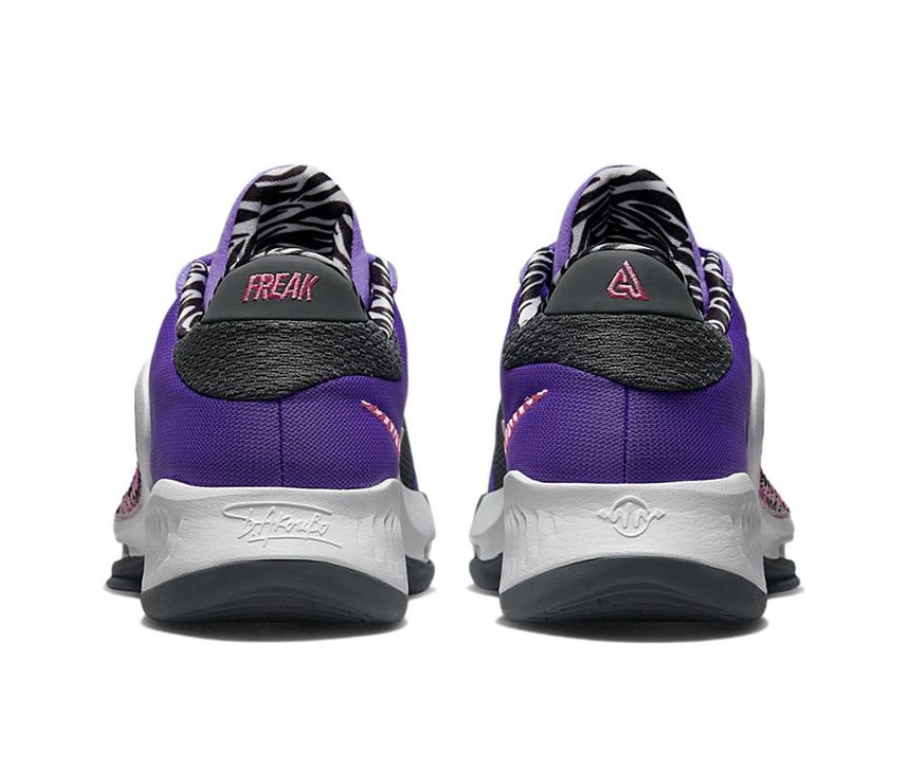 Giay Nike Zoom Freak 4 NRG 'Bahamas' DO9680-500