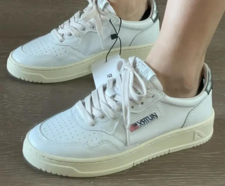 Giay Autry Medalist Low Leather 'White Silver' AULM-LL05