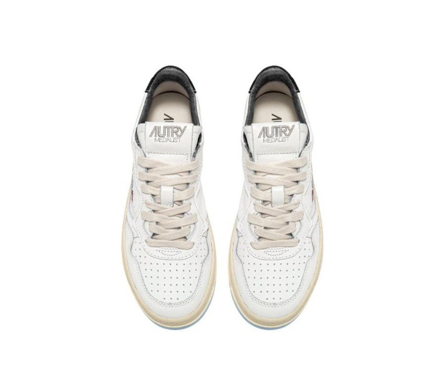 Giay Autry Medalist Low 'White Black' AULM-BB43