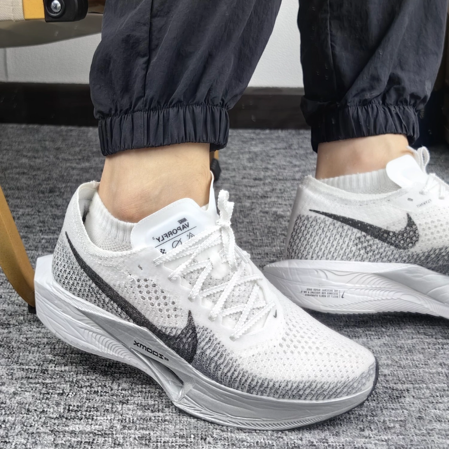 Giay Nike ZoomX Vaporfly 3 'White Particle Grey' DV4129-100