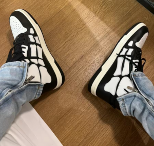 Giay Amiri Skel Top High 'Black White' PS22MFS002-004