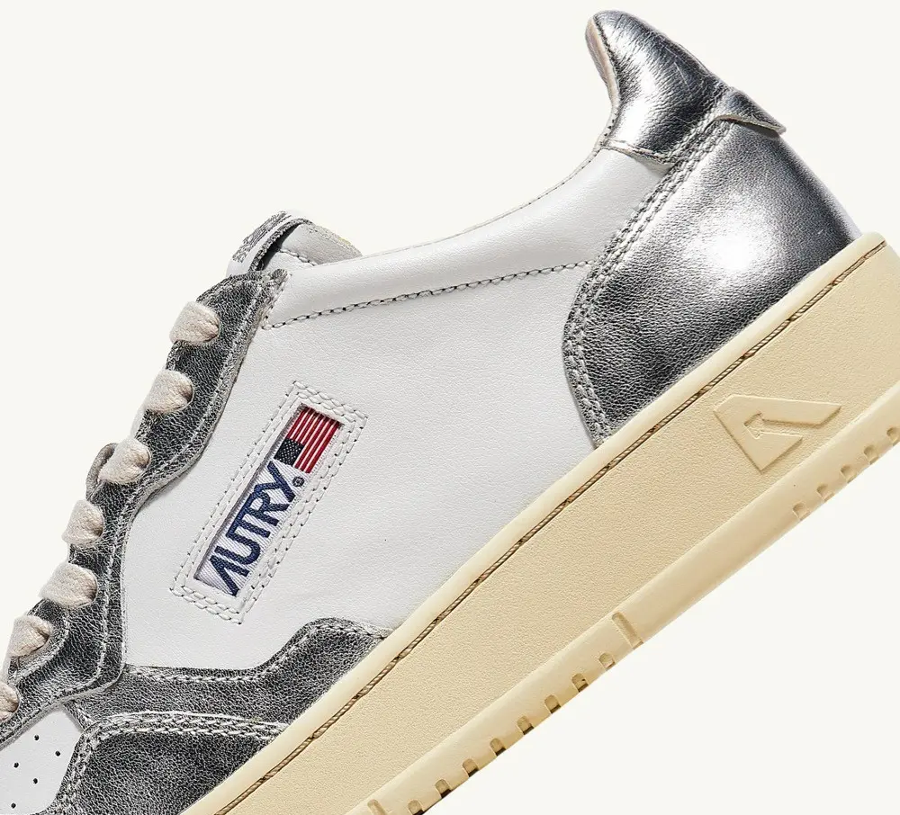 Giay Autry Medalist Low Leather 'White Silver' AULW-WB18