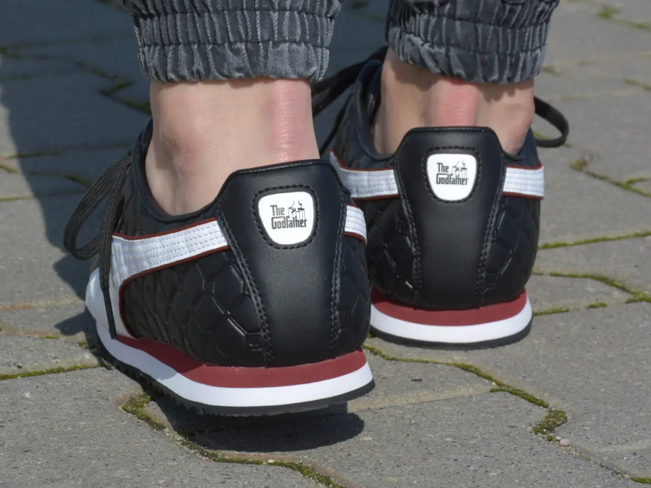 Giay Puma The Godfather x Roma 'Louis Restaurant' 370896-01