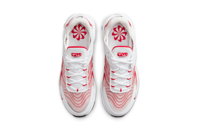 Giay NikeAir Max TW 'University Red' DQ0296-104