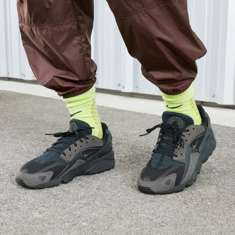 Giay Nike Air Huarache Runner 'Ash Anthracite' DZ3306-002