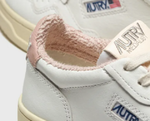 Giay Autry Medalist Low Leather 'White Powder' AULW-SP05
