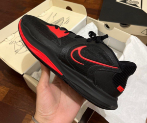 Giay Nike Kyrie Low 5 'Black Bright Crimson' DJ6014-004