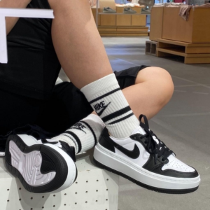 Giay Nike Air Jordan 1 Elevate Low 'Black White' DH7004-109