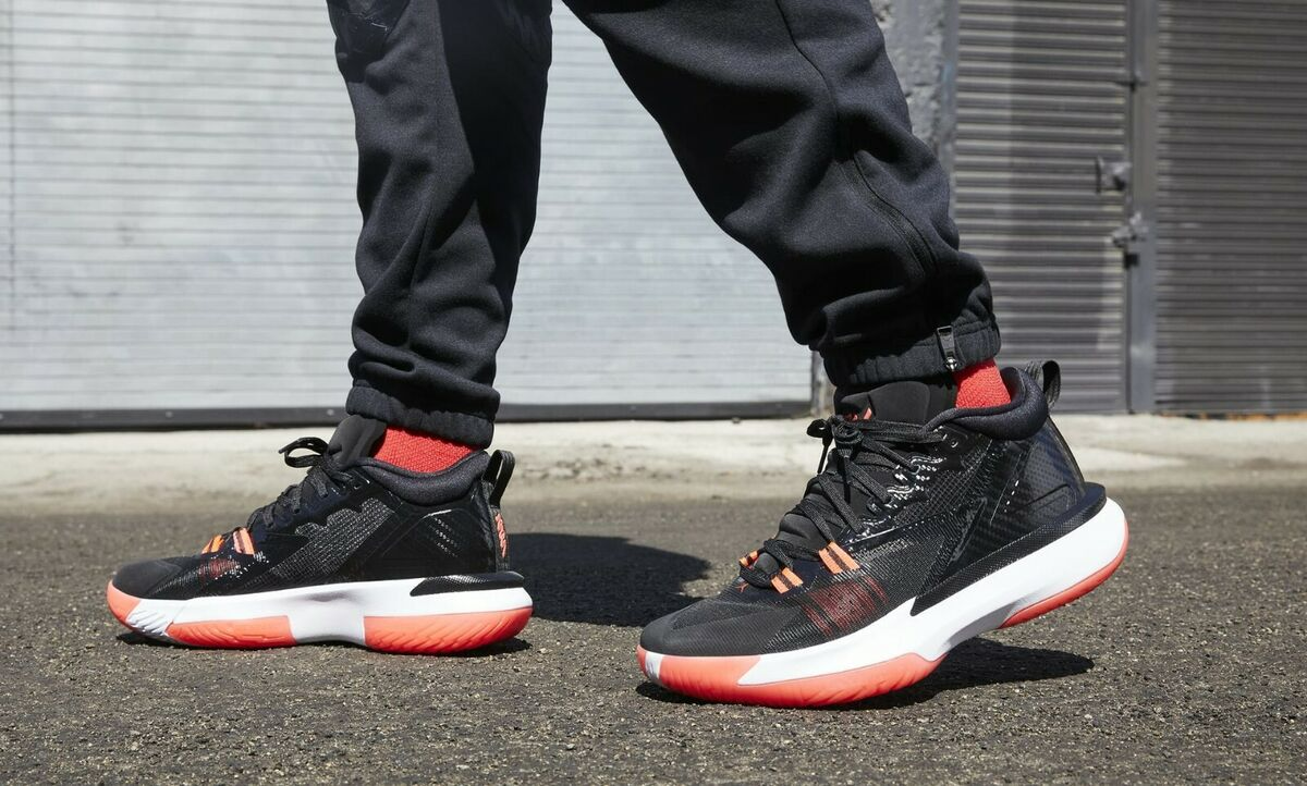 Giay Nike Jordan Zion 1 PF GS 'Bright Crimson' DA3131-006