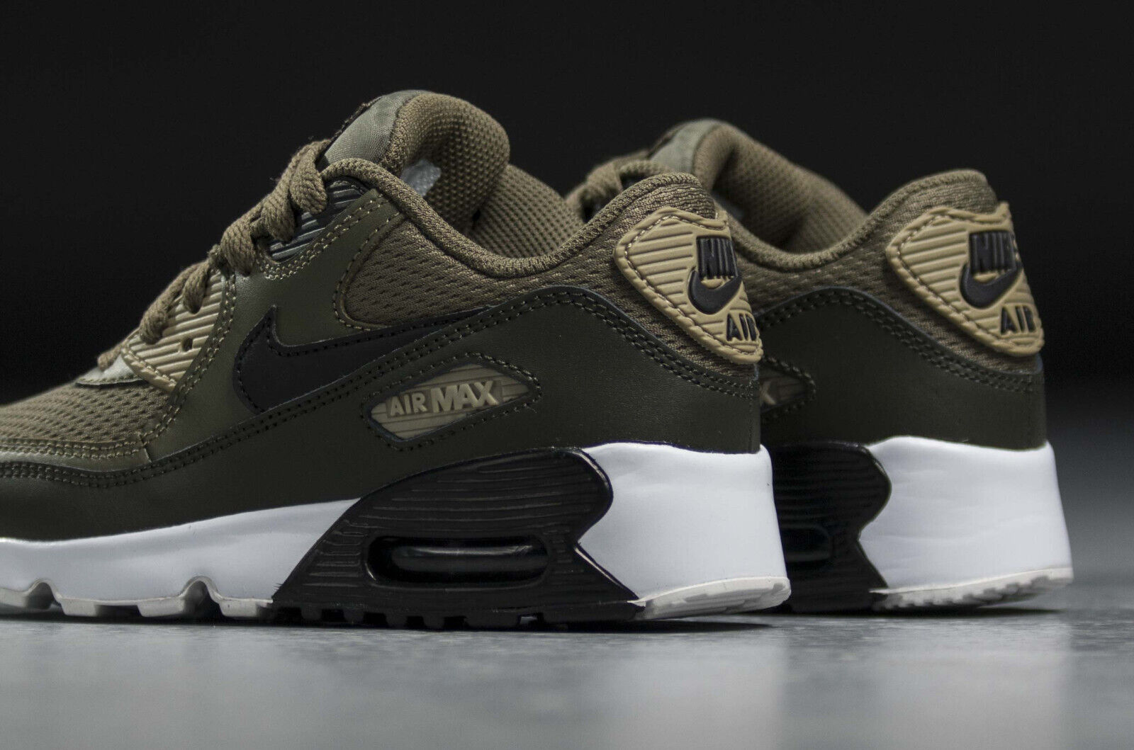Giay Nike Air Max 90 'Neutral Olive' DM0029-200