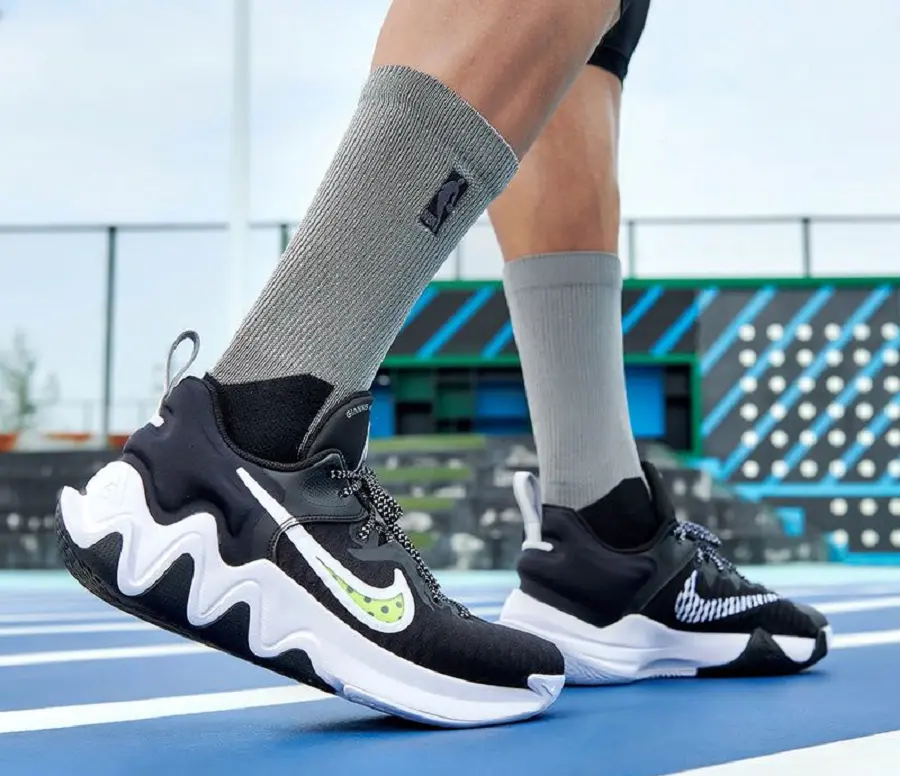 Giay Nike Giannis Immortality EP 'Black Volt' DC6927-010