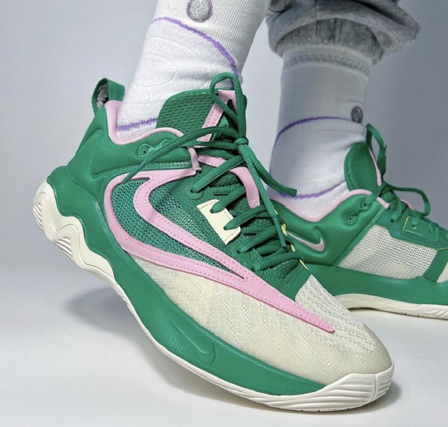 Giay Nike Giannis Immortality 3 EP 'Green Pink' DZ7534-300