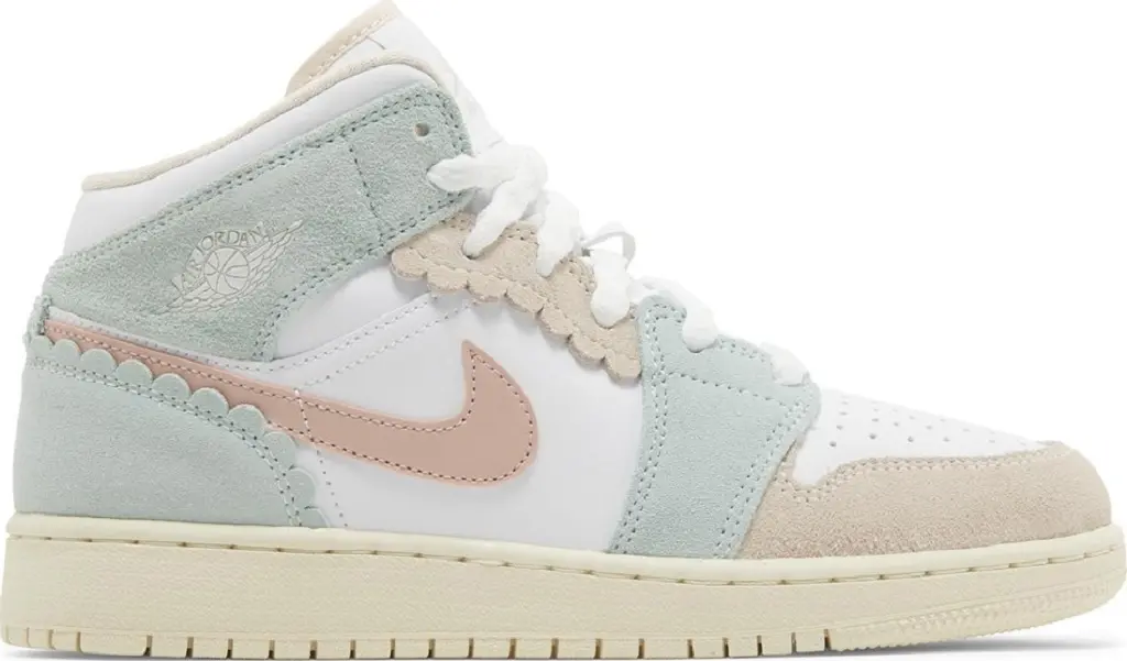 Giay Nike Air Jordan 1 Mid SE GS 'Scalloped Edge' DZ5361-100