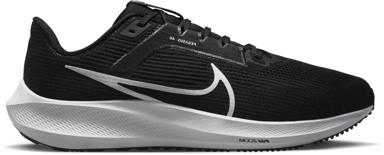 Giay Nike Air Zoom Pegasus 40 Wide 'Black White' DV7480-001