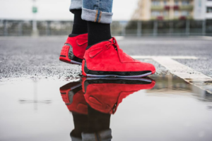 Giay Nike Air Jordan 18 Retro 'Toro' AA2494-601