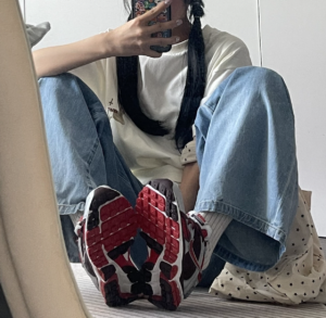 Giay Nike Air Zoom Vomero 5 'Mystic Red' FN7778-600