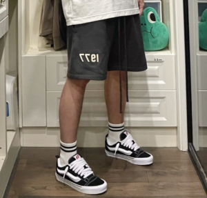 Giay Vans Knu-Skool 'Black White' VN0009QC6BT