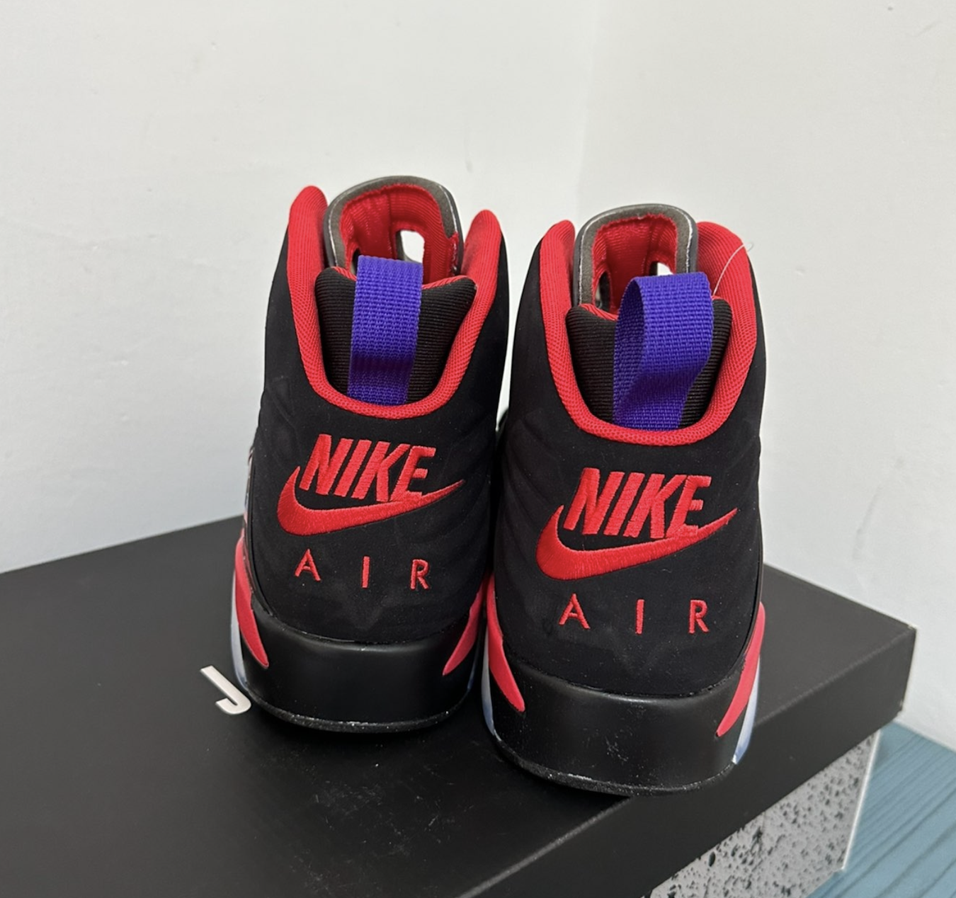 Giay Nike Air Jordan MVP 'Raptors' DZ4475-006