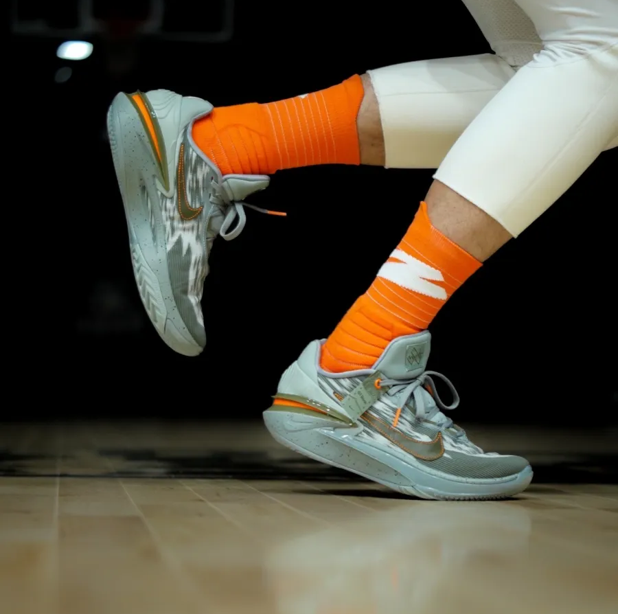 Giay Nike Air Zoom GT Cut 2 EP x Devin Booker 'Hike' DJ6013-301