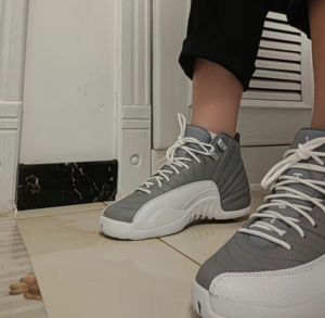 Giay Nike Air Jordan 12 Retro GS 'Stealth' 153265-015