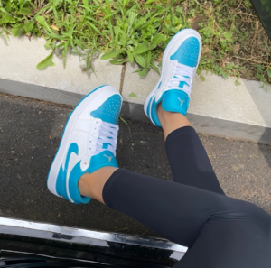 Giay Nike Air Jordan 1 Low GS 'Aquatone' 553560-174