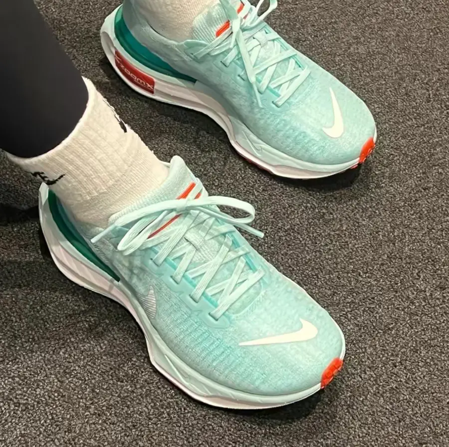 Giay Nike ZoomX Invincible Run Flyknit 3 'Jade Ice' DR2660-300