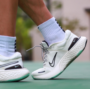 Giay Nike ZoomX Invincible Run Flyknit 2 'Sail' DH5425-102