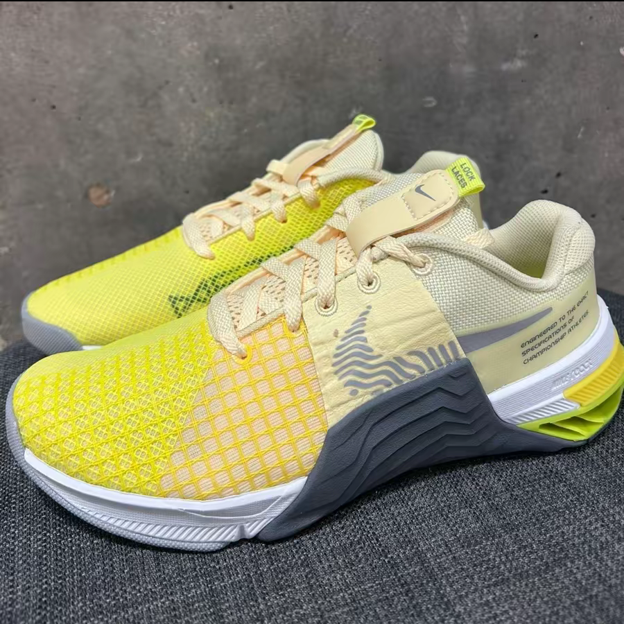 Giay Nike Metcon 8 'Light Lime' DO9327-801