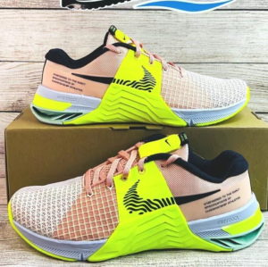 Giay Nike Metcon 8 'Arctic Orange Volt' DO9327-800