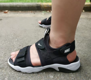 Dep Nike Canyon Sandal 'Black White' CI8797-002