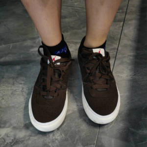 Giay Nike Air Jordan Series 'Dark Chocolate' DN3205-206