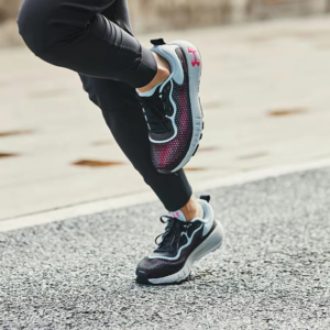 Giay Under Armour HOVR Machina 2 'Black' 3024741-005