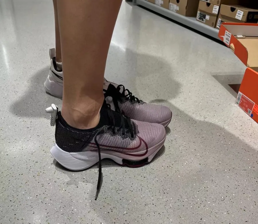 Giay Nike Air Zoom Tempo Next% 'Black Fog' CI9924-004