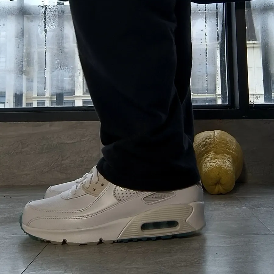 Giay Nike Air Max 90 'White Glacier Ice' DB4187-100