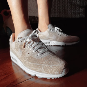 Giay Nike Air Max 90 Laser 'Woodgrain' DC7948-100