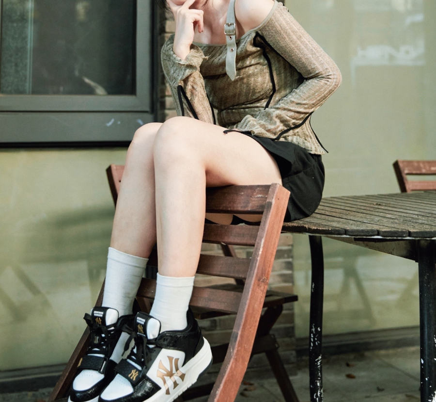 Giay MLB Chunky Liner Mid Lux NY 'Black' 3ASXCMC3N-50BKS