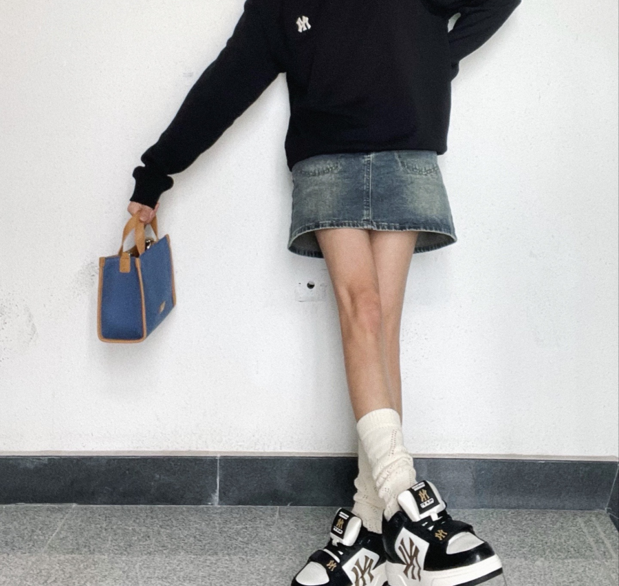 Giay MLB Chunky Liner Mid Lux NY 'Black' 3ASXCMC3N-50BKS