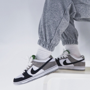 Giay Nike Dunk Low SB 'Chlorophyll' BQ6817-011