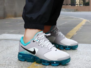 Giay Nike Air VaporMax GS 'Vast Grey' 917963-011